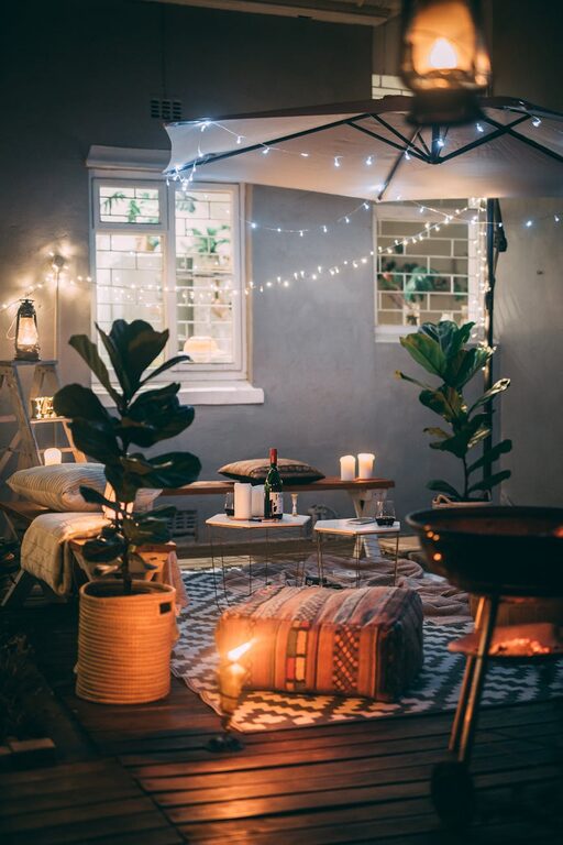 Tips for Creating a Cozy and Inviting Outdoor Living Space at Home